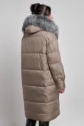 Оптом Пальто утепленное с чернобуркой зимнее женское коричневого цвета 133156K, фото 15