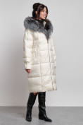 Оптом Пальто утепленное с чернобуркой зимнее женское светло-бежевого цвета 133156SB в Баку, фото 8