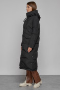 Оптом Пальто утепленное с капюшоном зимнее женское черного цвета 133159Ch в Омске, фото 2