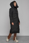 Оптом Пальто утепленное с капюшоном зимнее женское черного цвета 133159Ch в Санкт-Петербурге, фото 6