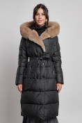 Оптом Пальто утепленное с капюшоном и мехом зимнее женское черного цвета 133203Ch, фото 21