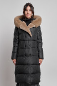 Оптом Пальто утепленное с капюшоном и мехом зимнее женское черного цвета 133203Ch в Нижнем Новгороде, фото 5