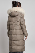 Оптом Пальто утепленное с капюшоном и мехом зимнее женское коричневого цвета 133203K в Калининграде, фото 13