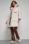 Оптом Пальто утепленное с капюшоном зимнее женское бежевого цвета 133208B, фото 13
