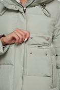 Оптом Пальто утепленное с капюшоном зимнее женское светло-зеленого цвета 133208ZS в Нижнем Новгороде, фото 11