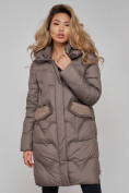 Оптом Пальто утепленное с капюшоном зимнее женское коричневого цвета 13332K, фото 9