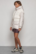 Оптом Куртка зимняя женская модная из овчины бежевого цвета 13335B в Екатеринбурге, фото 2