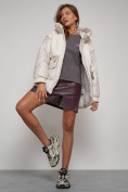 Оптом Куртка зимняя женская модная из овчины бежевого цвета 13335B в Екатеринбурге, фото 20