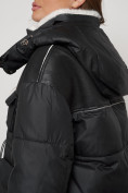 Оптом Куртка зимняя женская модная с капюшоном черного цвета 13338Ch в Казани, фото 15