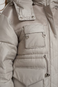 Оптом Куртка зимняя женская модная с капюшоном светло-коричневого цвета 13338SK в Казани, фото 15