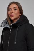Оптом Пальто утепленное двухстороннее женское черного цвета 13343Ch в Санкт-Петербурге, фото 10