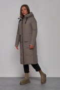 Оптом Пальто утепленное двухстороннее женское коричневого цвета 13343K в Воронеже, фото 2