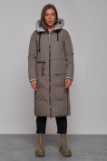 Оптом Пальто утепленное двухстороннее женское коричневого цвета 13343K в  Красноярске, фото 6