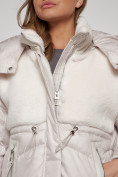 Оптом Куртка зимняя женская модная из овчины бежевого цвета 13350B в Екатеринбурге, фото 12
