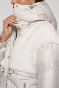 Оптом Куртка зимняя женская модная из овчины бежевого цвета 13350B в Казани, фото 13