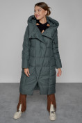 Оптом Пальто утепленное с капюшоном зимнее женское темно-зеленого цвета 13363TZ, фото 11