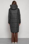 Оптом Пальто утепленное с капюшоном зимнее женское темно-серого цвета 13816TC, фото 4