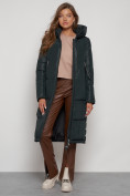 Оптом Пальто утепленное с капюшоном зимнее женское темно-зеленого цвета 13816TZ, фото 14