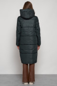 Оптом Пальто утепленное с капюшоном зимнее женское темно-зеленого цвета 13816TZ, фото 4