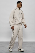 Оптом Спортивный костюм мужской оригинал бежевого цвета 15005B в Оренбурге, фото 3