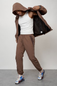 Оптом Спортивный костюм мужской модный коричневого цвета 15006K в Волгоградке, фото 14