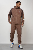Оптом Спортивный костюм мужской модный коричневого цвета 15006K в Перми, фото 9