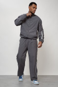 Оптом Спортивный костюм мужской модный серого цвета 15007Sr в Омске, фото 10