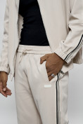 Оптом Спортивный костюм мужской оригинал бежевого цвета 15012B в Тюмени, фото 10