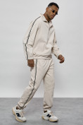 Оптом Спортивный костюм мужской оригинал бежевого цвета 15012B в Самаре, фото 3