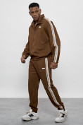 Оптом Спортивный костюм мужской оригинал коричневого цвета 15012K в Санкт-Петербурге, фото 2