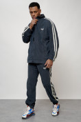 Оптом Спортивный костюм мужской модный из микровельвета темно-серого цвета 15015TC в Воронеже, фото 12