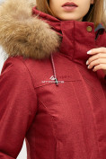 Оптом Женская зимняя парка бордового цвета 18113-1Bo в Перми, фото 7
