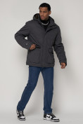 Оптом Куртка зимняя мужская классическая стеганная серого цвета 2107Sr в Екатеринбурге, фото 3