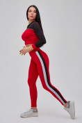 Оптом Спортивный костюм для фитнеса женский красного цвета 21111Kr в  Красноярске, фото 24