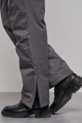 Оптом Полукомбинезон утепленный женский большого размера серого цвета 211Sr в Сочи, фото 11