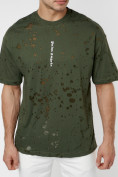 Оптом Мужская футболка с принтом хаки цвета 221484Kh в Казани, фото 2