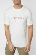 Оптом Мужская футболка с надписью белого цвета 222006Bl в Казани, фото 2