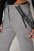 Оптом Полукомбинезон брюки горнолыжные женские серого цвета 2221Sr в Екатеринбурге, фото 12