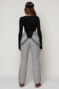 Оптом Полукомбинезон брюки горнолыжные женские серого цвета 2221Sr в Екатеринбурге, фото 4
