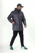 Оптом Куртка удлинённая мужская зимняя темно-серого цвета 2237TC в Екатеринбурге, фото 24
