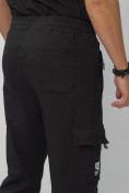 Оптом Брюки джоггеры спортивные с карманами мужские черного цвета 224Ch в Екатеринбурге, фото 14