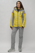 Оптом Горнолыжная куртка женская зимняя великан желтого цвета 2272-1J в Сочи, фото 16