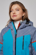 Оптом Горнолыжная куртка женская зимняя большого размера синего цвета 2272-3S в Казани, фото 8