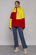 Оптом Горнолыжная куртка женская зимняя желтого цвета 2302-1J в Казани, фото 4