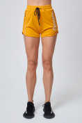 Оптом Спортивные женские шорты желтого цвета 212308J в Новосибирске, фото 6