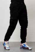 Оптом Джинсы карго мужские с накладными карманами черного цвета 2402Ch в Челябинске, фото 2