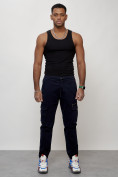 Оптом Джинсы карго мужские с накладными карманами темно-синего цвета 2402TS