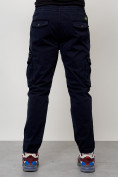 Оптом Джинсы карго мужские с накладными карманами темно-синего цвета 2402TS в Омске, фото 8