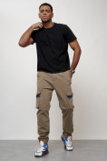 Оптом Джинсы карго мужские с накладными карманами бежевого цвета 2403-1B в Уфе, фото 10