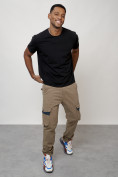 Оптом Джинсы карго мужские с накладными карманами бежевого цвета 2403-1B, фото 11